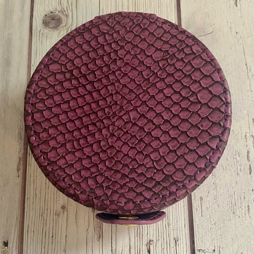 Purple Faux Snakeskin Trinket Box w/ Needlepoint “Love” Script 🐝 - Picture 3 of 5